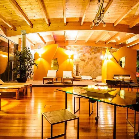 Ille-roif Resort&spa Hotel *